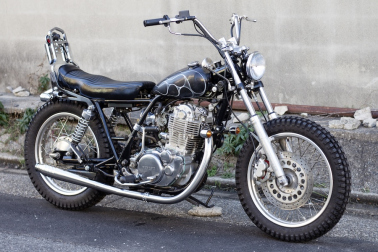 SR400 "Dirt Track" Chopper