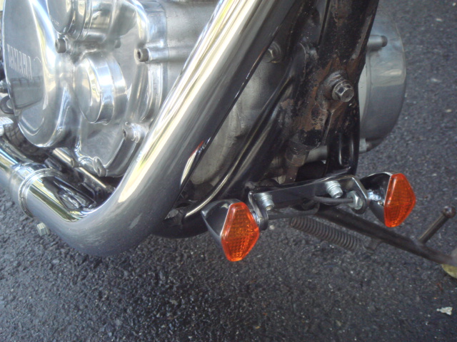 2%er SR400/500用 ダイヤモンドウインカーステー フロント